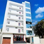 Super Townhouse Balua Road Pahadiya