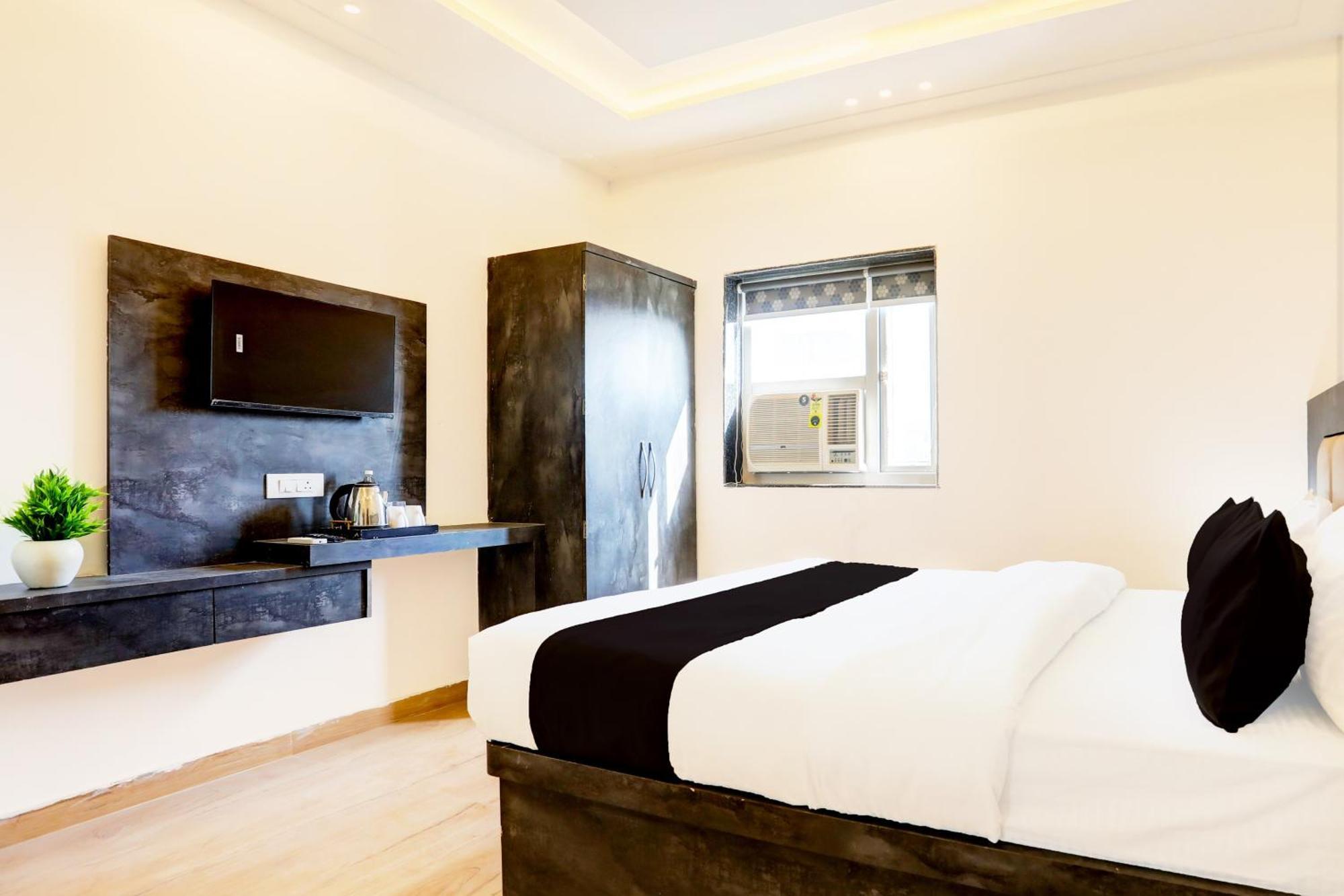 Super Townhouse Balua Road Pahadiya 3* Varanasi